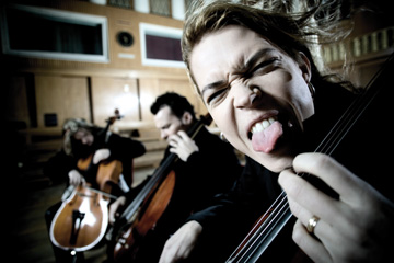 Взято с сайта www.apocalyptica.com